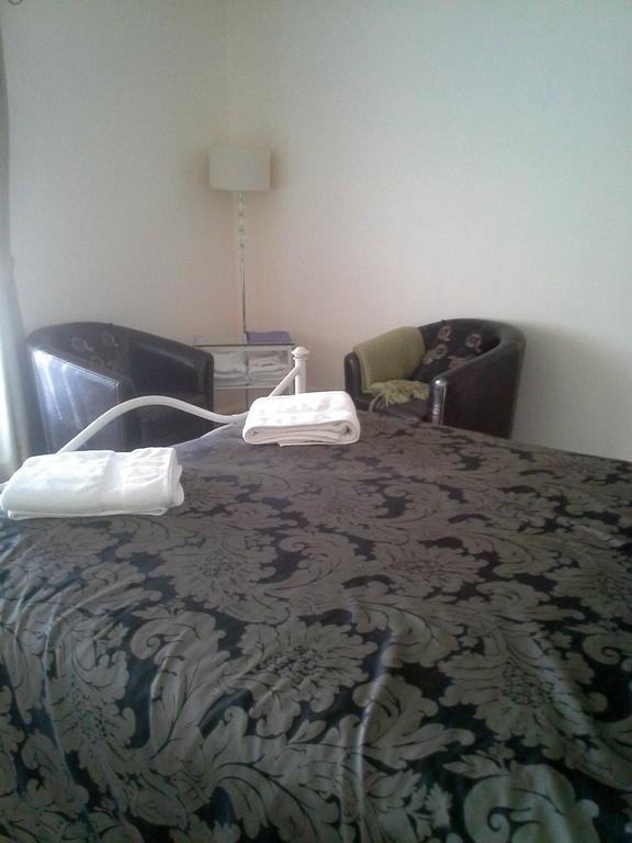 Gloucester On Avon Bed And Breakfast 객실 사진